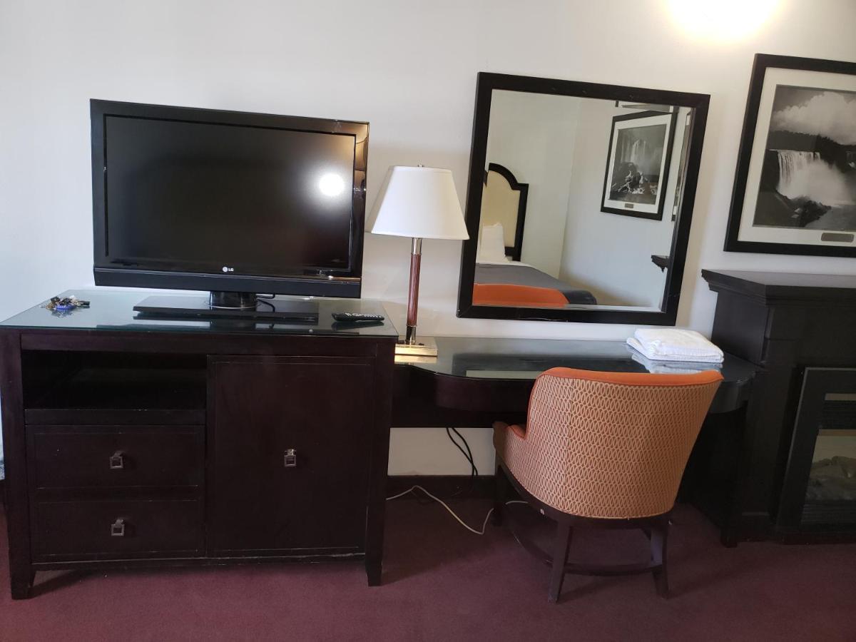 Niagara Falls Courtside Inn エクステリア 写真