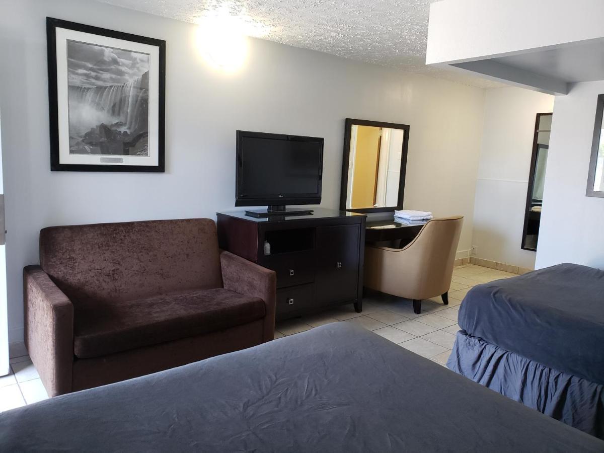 Niagara Falls Courtside Inn エクステリア 写真