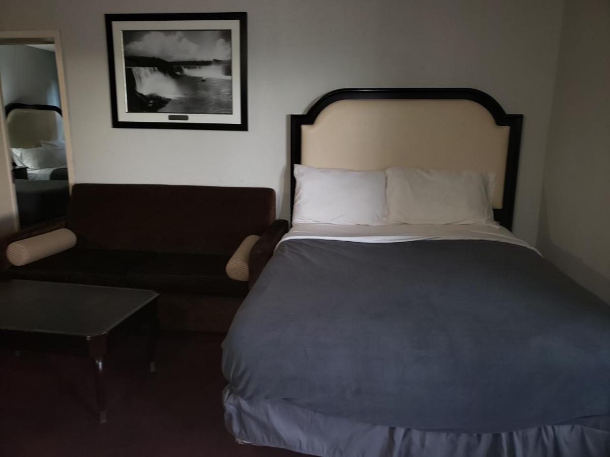 Niagara Falls Courtside Inn エクステリア 写真