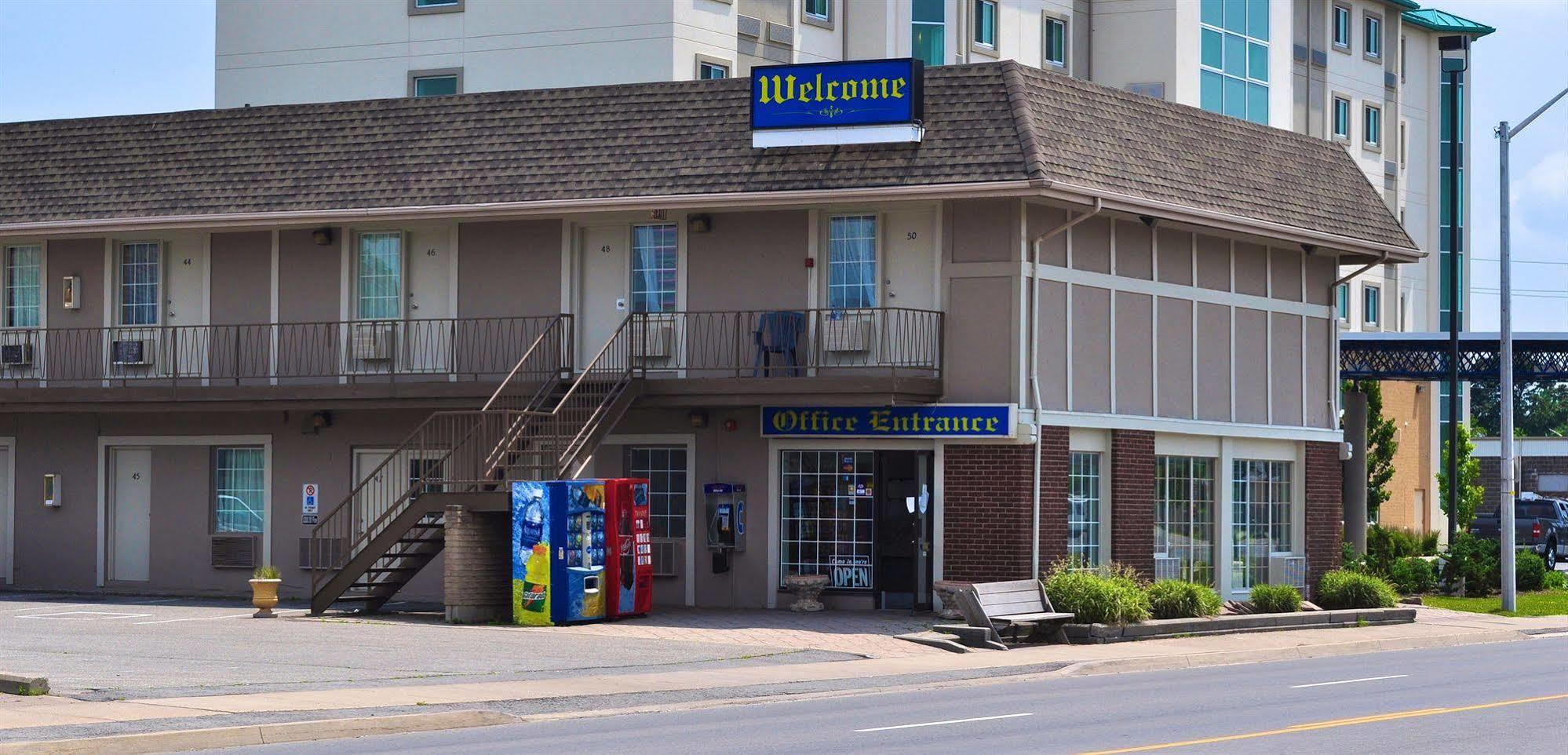 Niagara Falls Courtside Inn エクステリア 写真